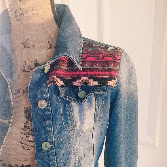 Mudd Jackets & Blazers - Mudd Aztek distressed denim jacket size S